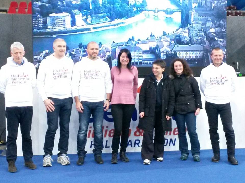 Le nostre donne Raffaella, Sabina e Laura alla premiazione dell'Half Marathon Tour.